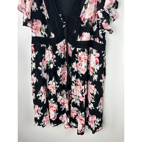 NWT Torrid Mini Gauze Lace Up Skater Dress Black Floral Print Plus Size 5 5X - Picture 12 of 15